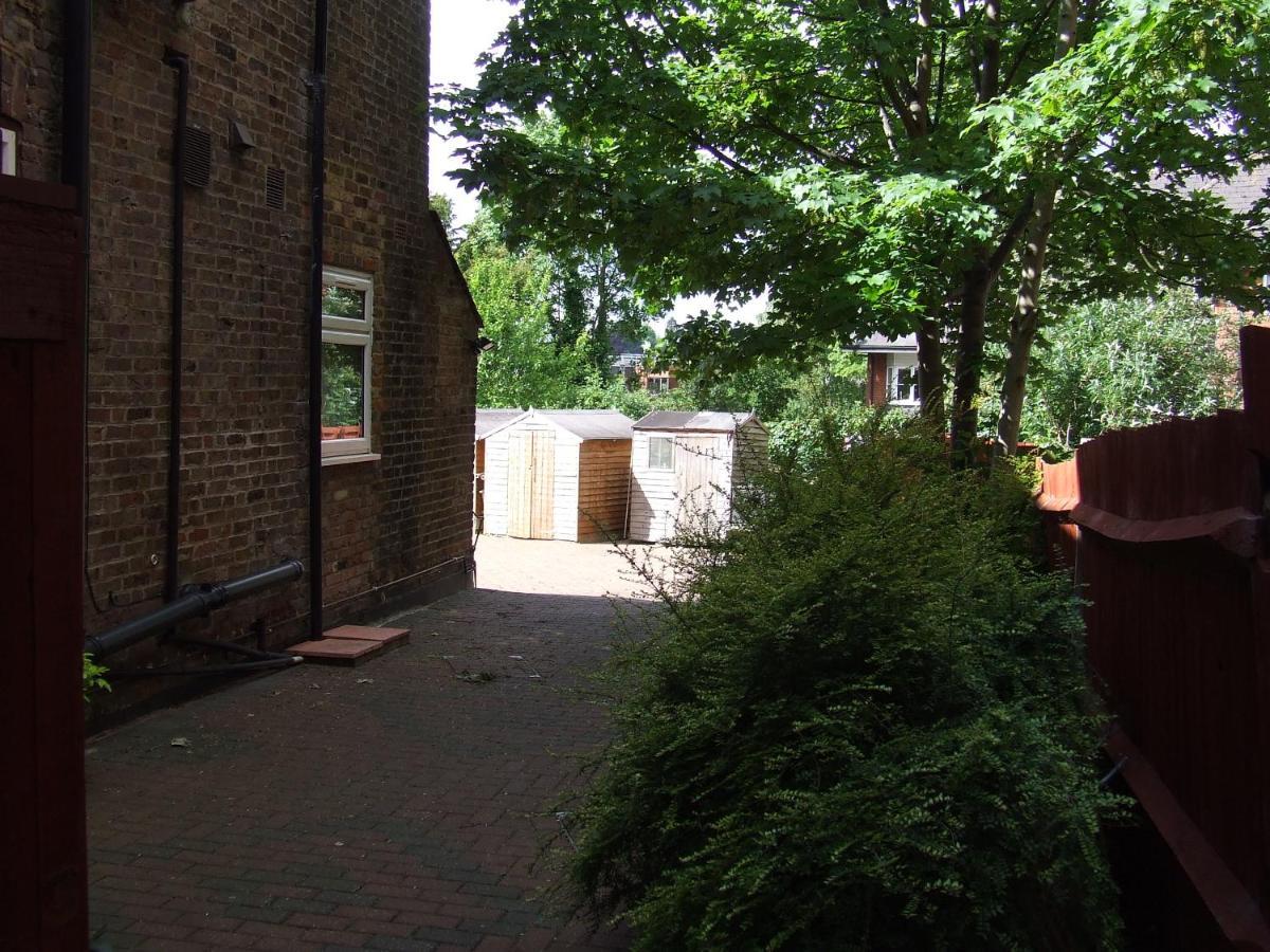 Alexandra Guest House Hemel Hempstead Εξωτερικό φωτογραφία