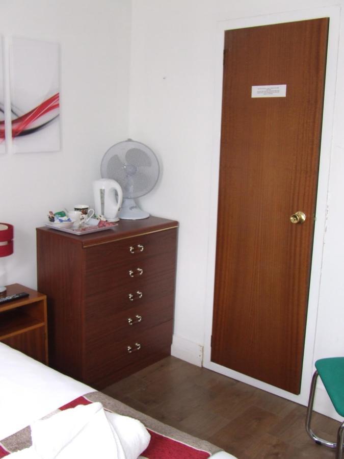 Alexandra Guest House Hemel Hempstead Εξωτερικό φωτογραφία