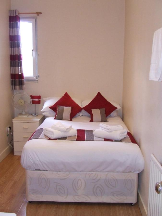 Alexandra Guest House Hemel Hempstead Εξωτερικό φωτογραφία