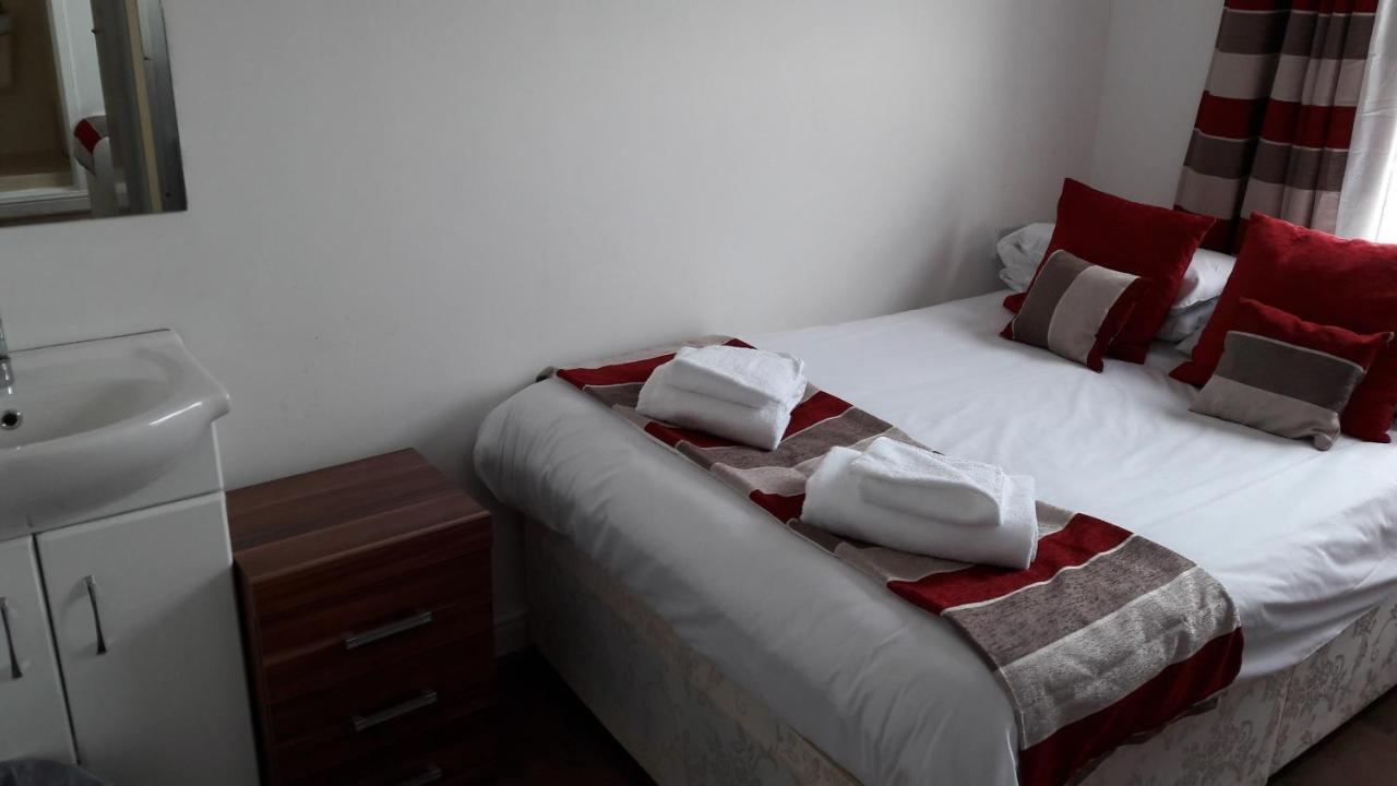 Alexandra Guest House Hemel Hempstead Εξωτερικό φωτογραφία