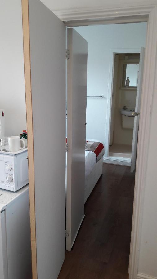 Alexandra Guest House Hemel Hempstead Εξωτερικό φωτογραφία